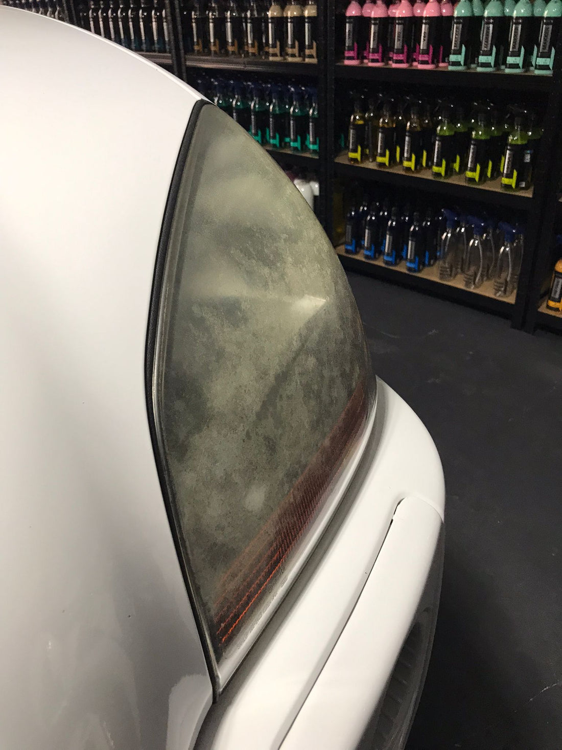 Yellowing on Headlights: Discover the best products that solve this problem!